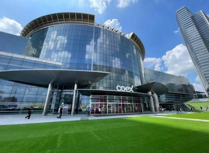 New! Cozy! #grace Haven At Coex# 2r 3bed, 3-min Subway #next To Coex# Gangnam District, Jamsil, Lotte World# Seoul