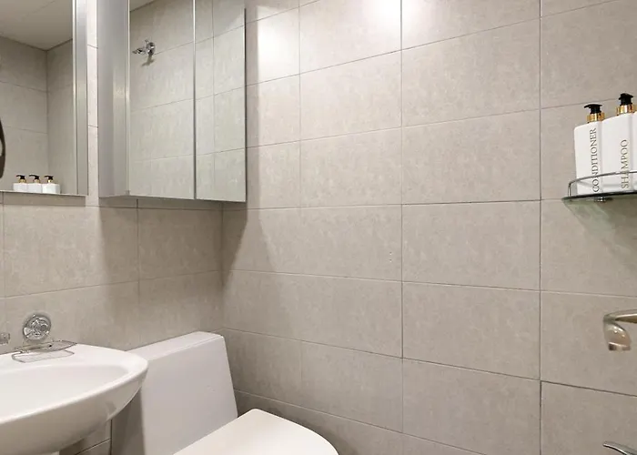 New! Cozy! #grace Haven At Coex# 2r 3bed, 3-min Subway #next To Coex# Gangnam District, Jamsil, Lotte World# *