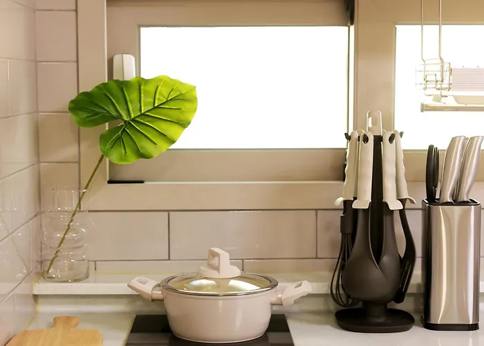 New! Cozy! #grace Haven At Coex# 2r 3bed, 3-min Subway #next To Coex# Gangnam District, Jamsil, Lotte World# Apartment Seoul