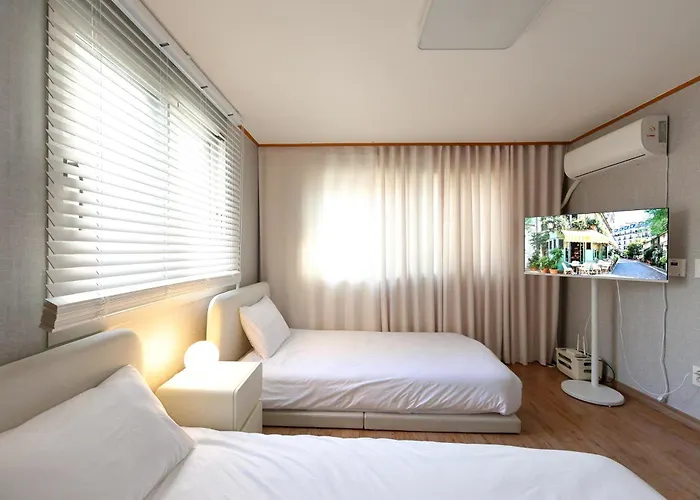 New! Cozy! #grace Haven At Coex# 2r 3bed, 3-min Subway #next To Coex# Gangnam District, Jamsil, Lotte World#
