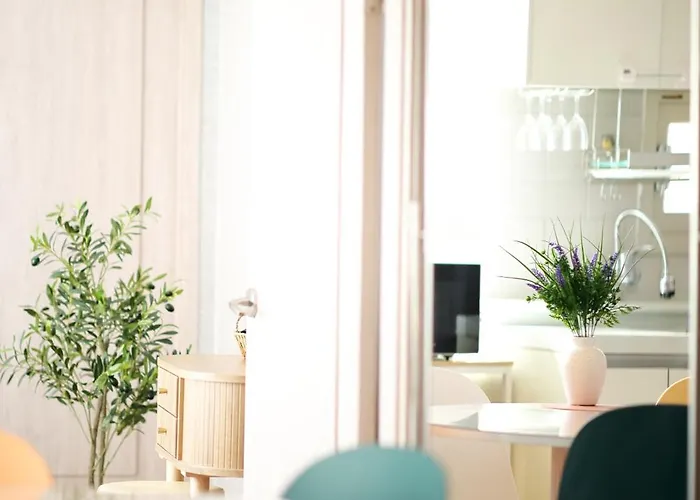 Apartment New! Cozy! #grace Haven At Coex# 2r 3bed, 3-min Subway #next To Coex# Gangnam District, Jamsil, Lotte World# Seoul